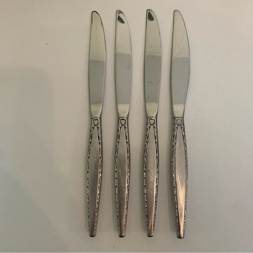 Oneida VENETIA Community Stainless Flatware Set of 4 Dinner Knives 9" Burnished